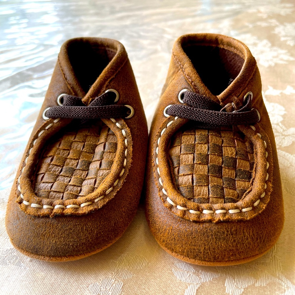 Twister infant shoes